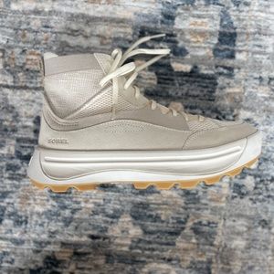 NEVER WORN! Sorel ONA 503 Knit Sneaker